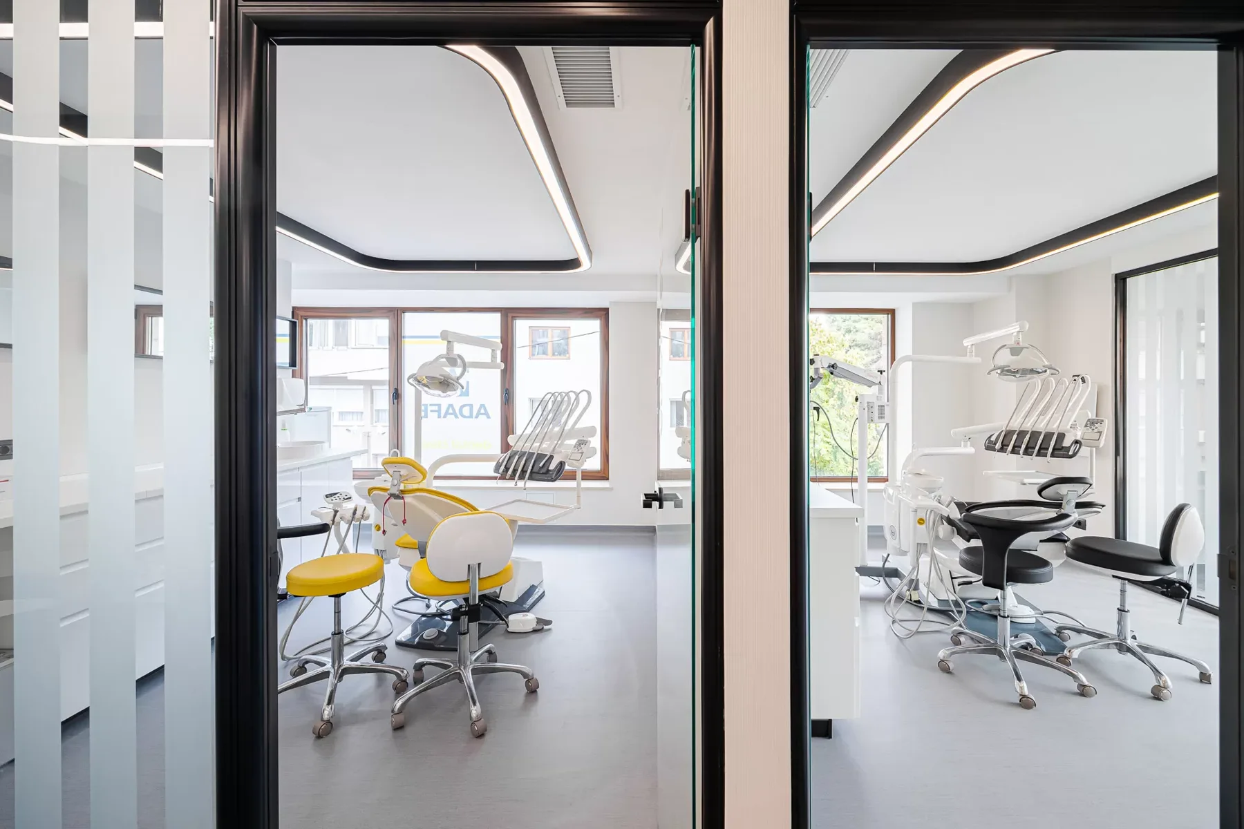 Adafe Dental Clinic — design interior MDK² Studio