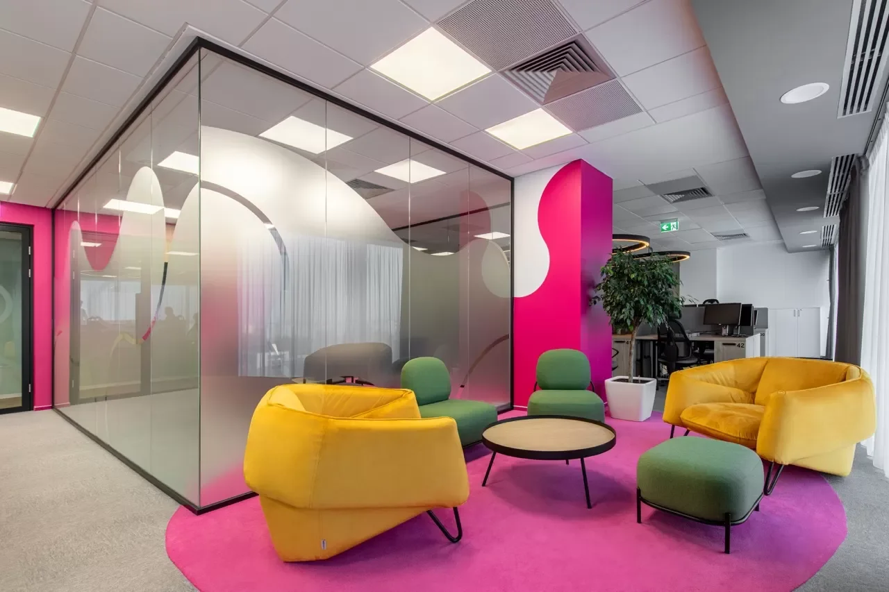 Deutsche Telekom Services Europe 2 — design interior MDK² Studio