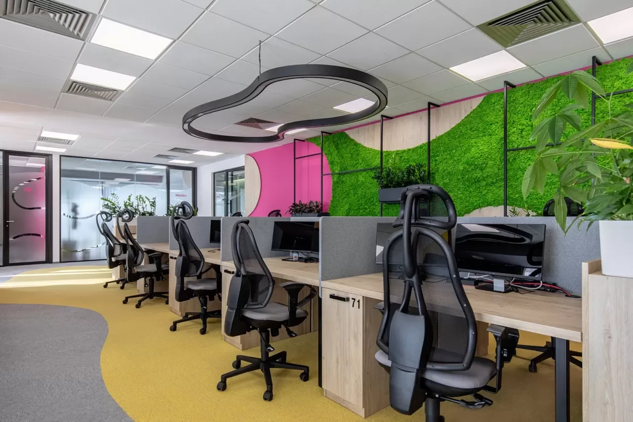Deutsche Telekom Services Europe 2 — design interior MDK² Studio