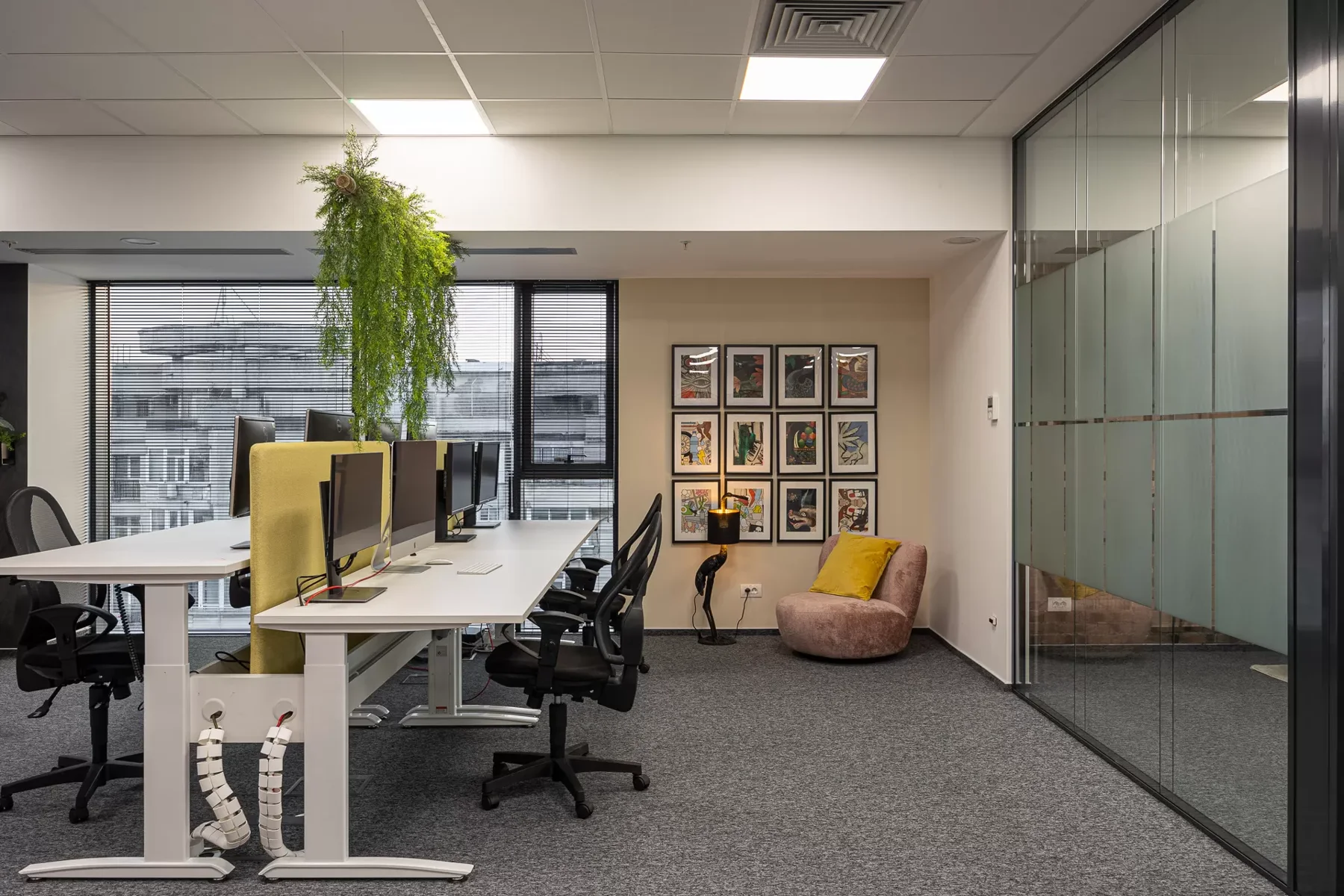 INDG X Grip — design interior MDK² Studio